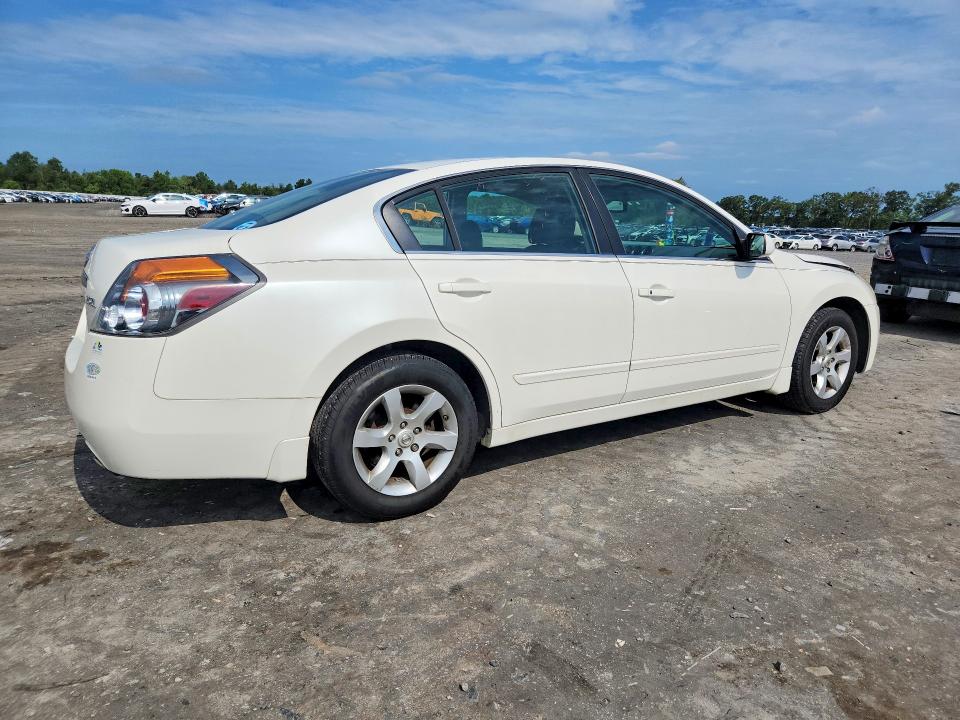 Photo 3 from auction – 2009 NISSAN ALTIMA with VIN 1N4AL21E99C135545