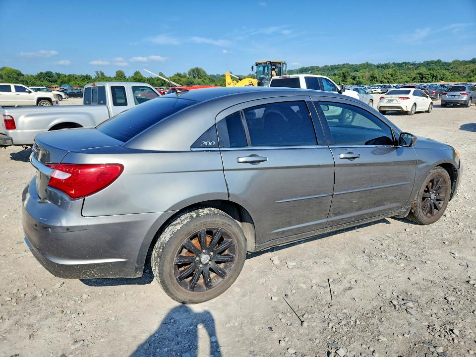 Photo 3 from auction – 2012 CHRYSLER 200 with VIN 1C3CCBBB3CN203443