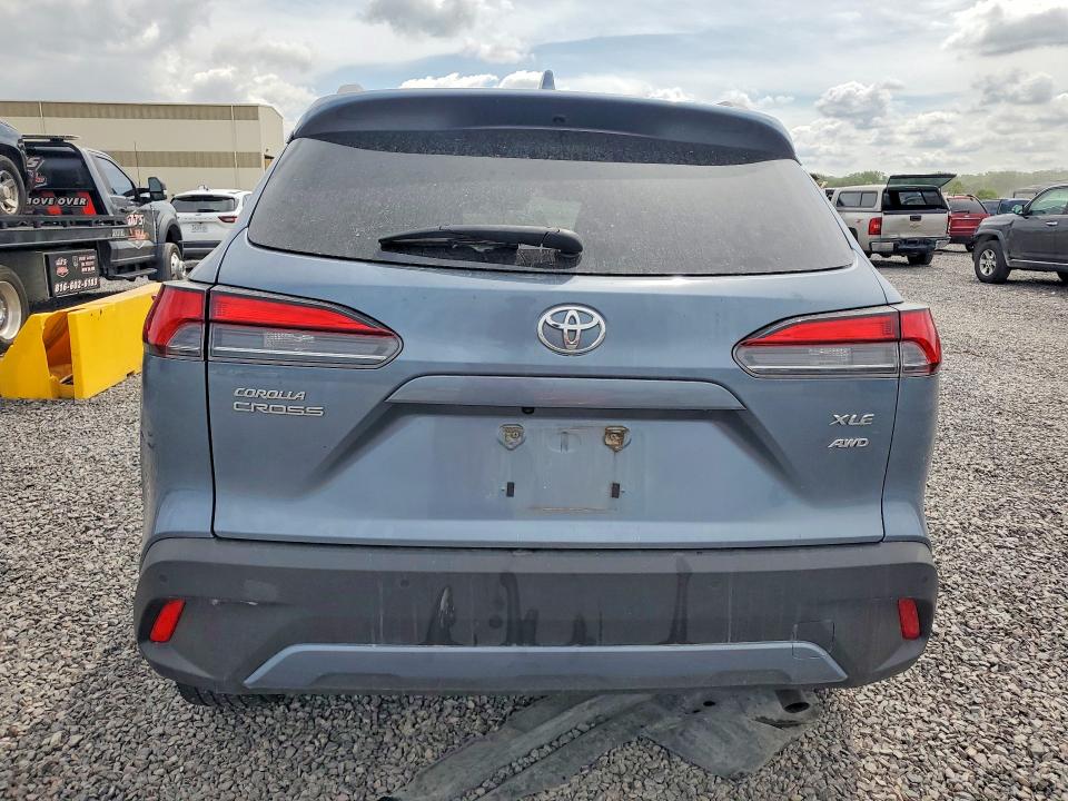 Photo 6 from auction – 2023 TOYOTA COROLLA CROSS with VIN 7MUDAABG0PV072487