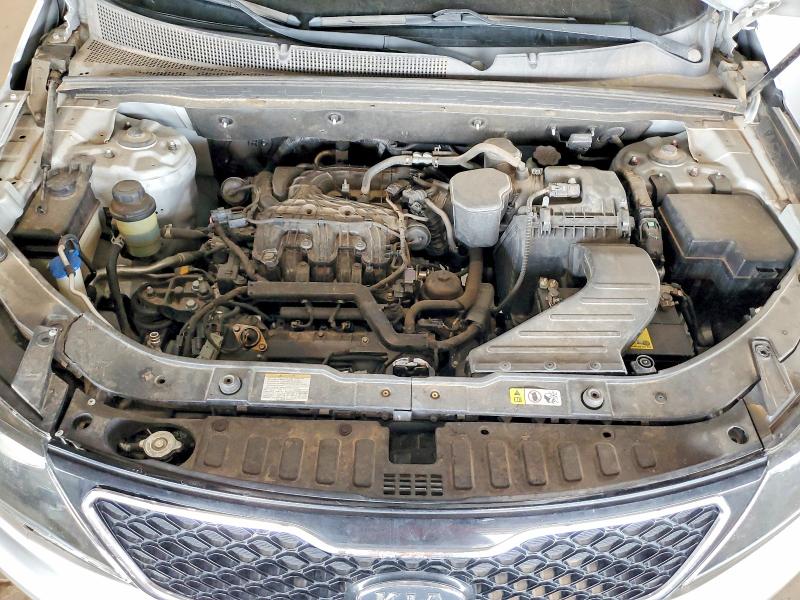 Photo 12 from auction – 2013 KIA SORENTO with VIN 5XYKW4A21DG357671