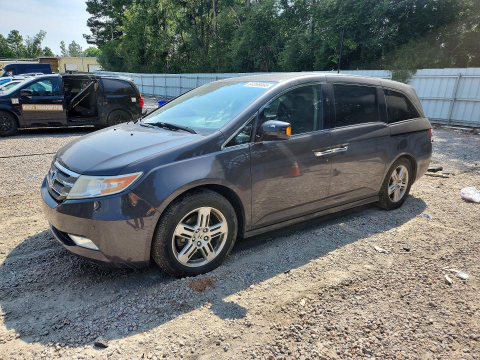 Photo 1 from auction – 2013 HONDA ODYSSEY with VIN 5FNRL5H90DB083709