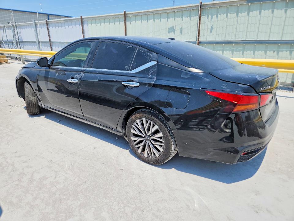 Photo 2 from auction – 2024 NISSAN ALTIMA with VIN 1N4BL4DV2RN326353