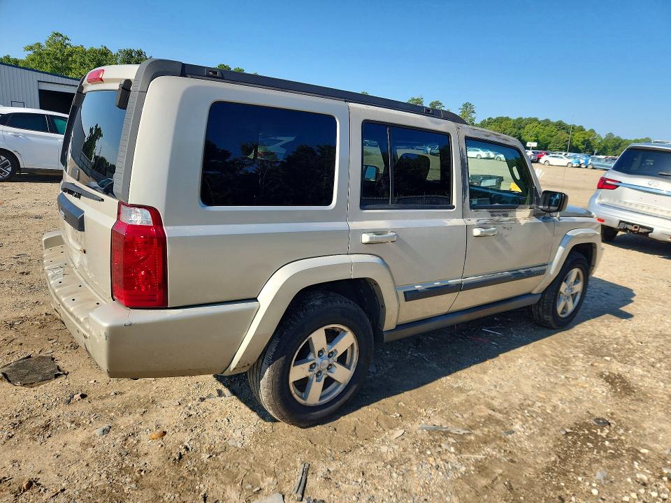 Photo 3 from auction – 2007 JEEP COMMANDER with VIN 1J8HH48K77C587372