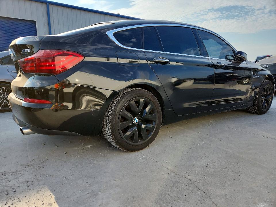 Foto 3 de la subasta – 2015 BMW 535 con VIN WBA5M4C50FD184122