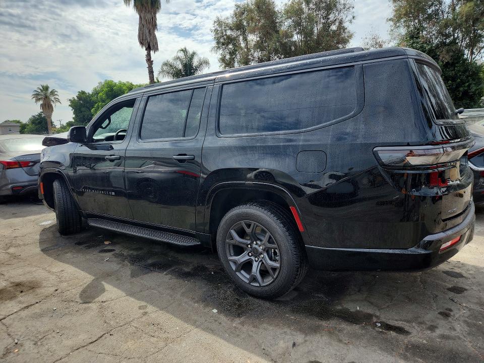Photo 2 from auction – 2026 JEEP GRAND WAGONEER with VIN 1C4SJSBP8TS198508