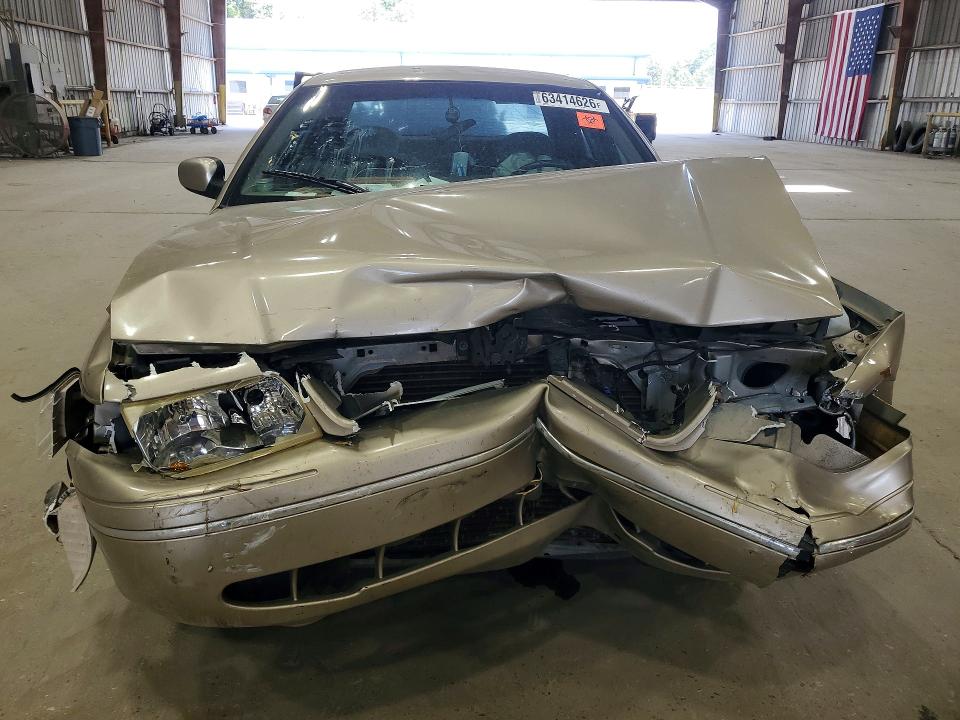 صورة رقم 5 من المزاد - 2000 FORD CROWN VICTORIA مع VIN 2FAFP74W4YX127348