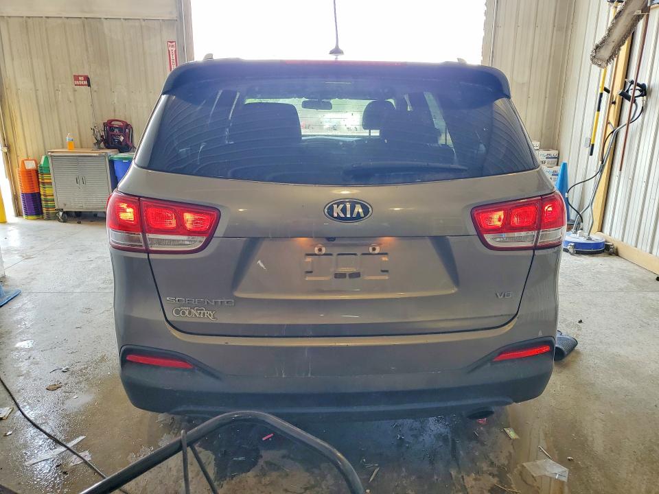 Photo 6 from auction – 2018 KIA SORENTO with VIN 5XYPGDA59JG369253