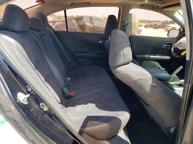 Photo 10 from auction – 2016 HONDA ACCORD with VIN 1HGCR2F7XGA025271