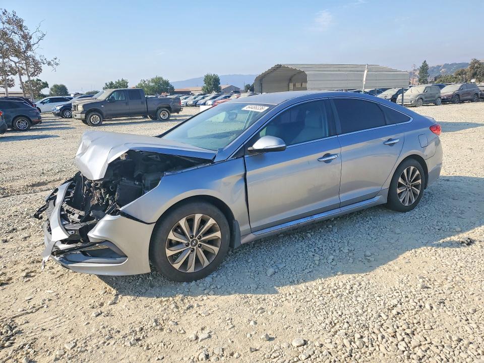 HYUNDAI SONATA 2015 with VIN 5NPE34AF9FH166598 - Photo from auction