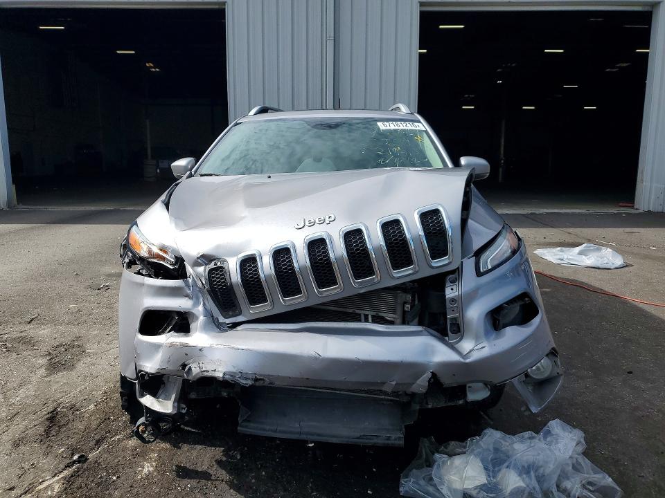 Фото 5 с аукциона – 2017 JEEP CHEROKEE с VIN 1C4PJLDS4HD219413