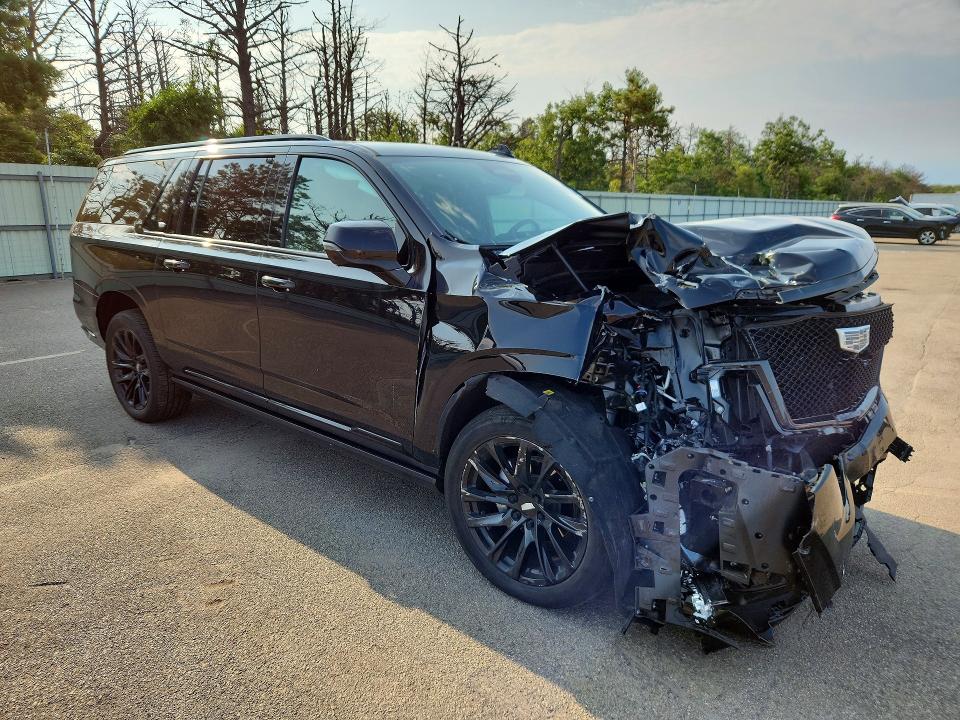 Photo 4 from auction – 2023 CADILLAC ESCALADE with VIN 1GYS4PKL4PR305627