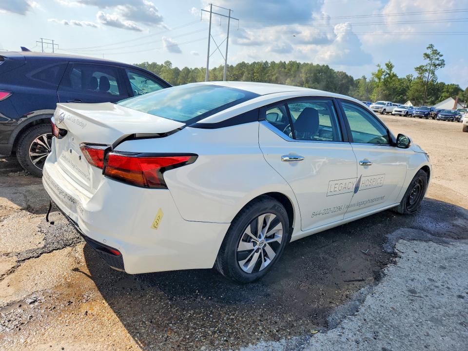 Photo 3 from auction – 2023 NISSAN ALTIMA with VIN 1N4BL4BV8PN366761