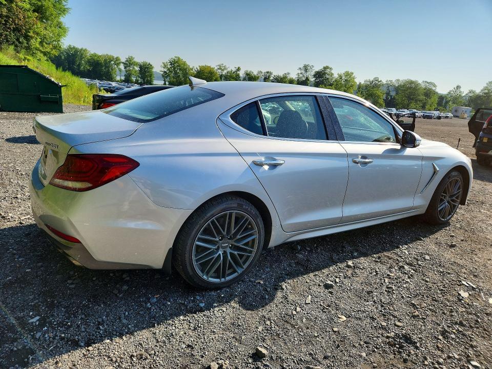 Foto 3 de la subasta – 2019 GENESIS G70 con VIN KMTG64LA4KU036599