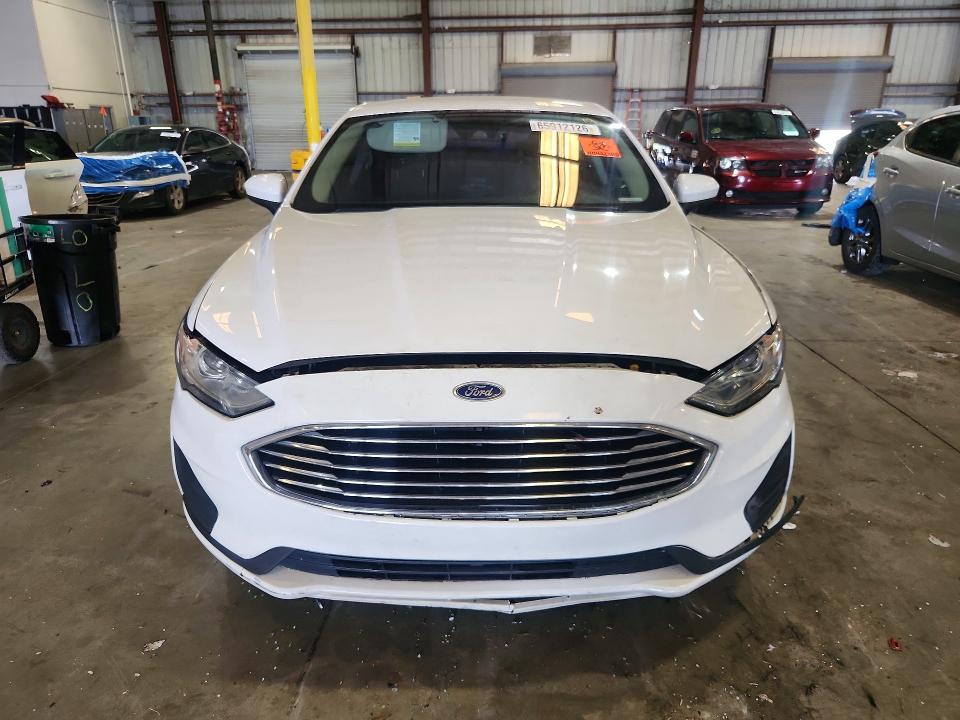 Zdjęcie 5 z aukcji – 2019 FORD FUSION z VIN 3FA6P0HD2KR161732