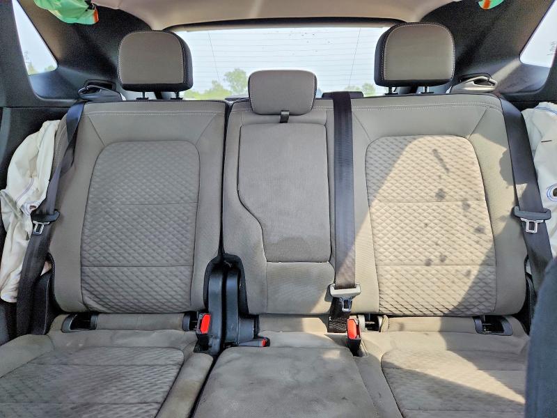 Photo 10 from auction – 2022 FORD ESCAPE with VIN 1FMCU0G67NUB15766