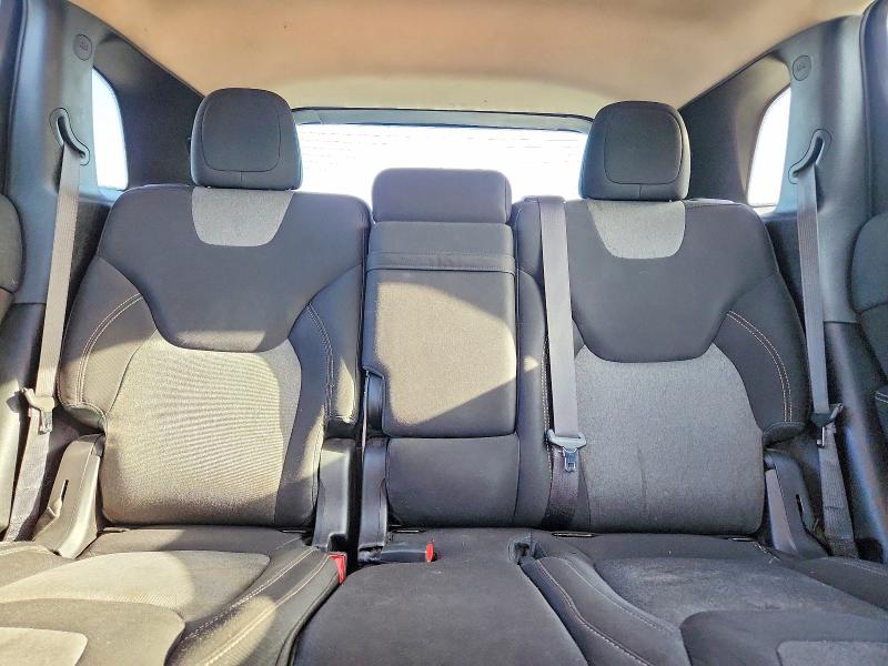Фото 10 с аукциона – 2014 JEEP CHEROKEE с VIN 1C4PJLCB5EW186844