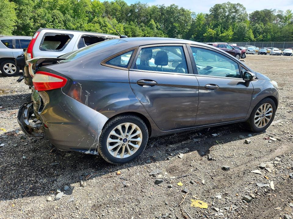 Photo 3 from auction – 2018 FORD FIESTA with VIN 3FADP4BJ2JM104410