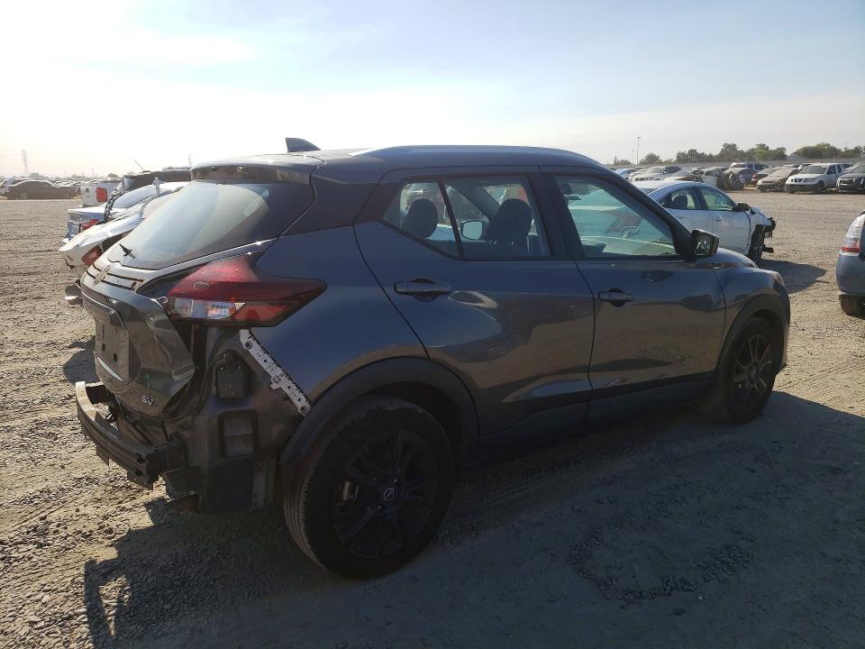 Photo 3 from auction – 2022 NISSAN KICKS with VIN 3N1CP5CV4NL530465