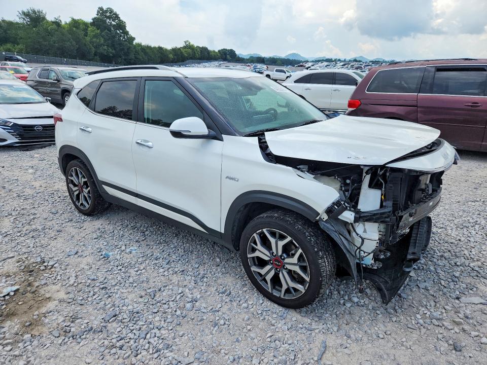 Photo 4 from auction – 2023 KIA SELTOS with VIN KNDETCA29P7356656