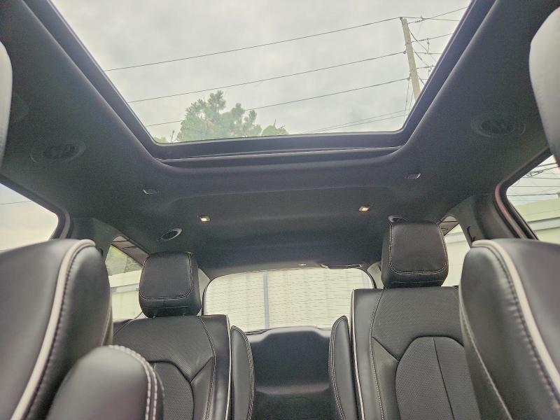 Photo 10 from auction – 2023 CHRYSLER PACIFICA with VIN 2C4RC1S72PR501017