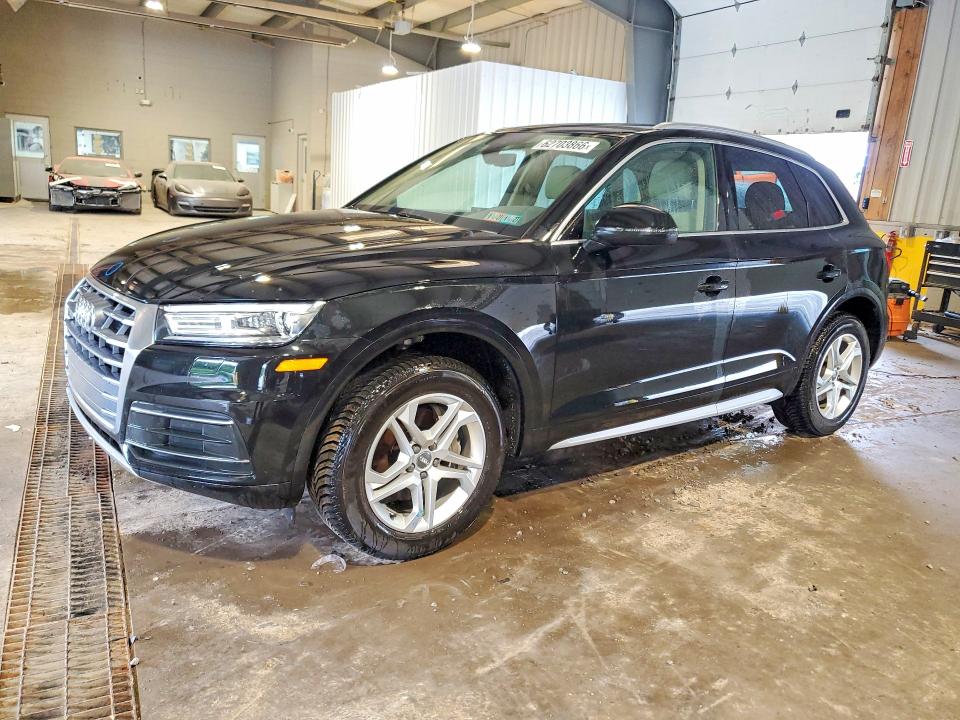 Photo 1 from auction – 2019 AUDI Q5 with VIN WA1ANAFYXK2134170