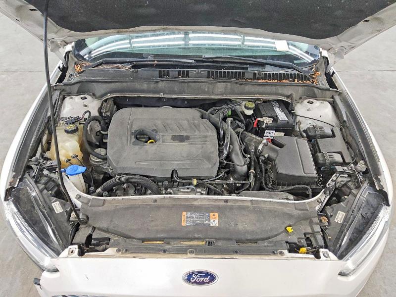 Photo 11 from auction – 2015 FORD FUSION with VIN 3FA6P0HD7FR102827