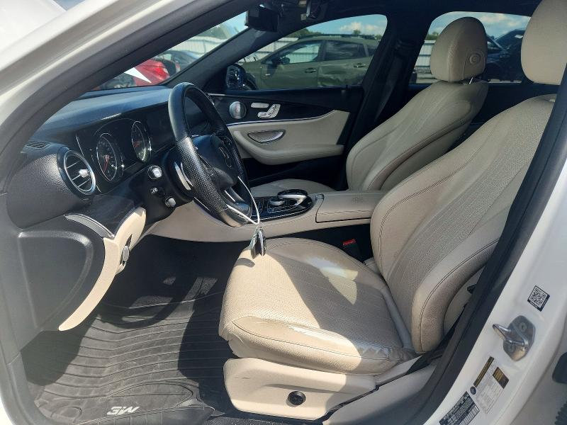 Photo 7 from auction – 2017 MERCEDES-BENZ E with VIN WDDZF4KB0HA111137