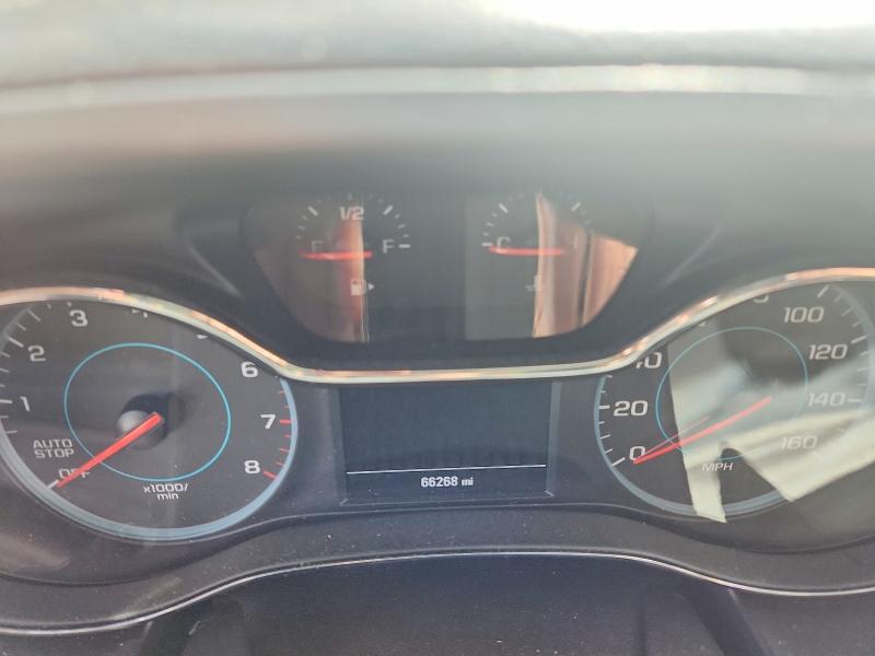 Photo 9 from auction – 2018 CHEVROLET CRUZE with VIN 1G1BE5SM1J7209028