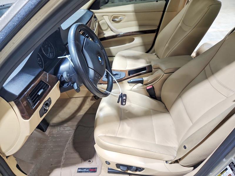 Photo 7 from auction – 2011 BMW 328 with VIN WBAPK5G59BNN25634