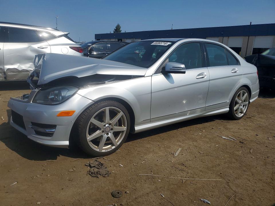 2014 MERCEDES-BENZ C - Търг №66065716