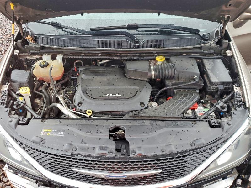 Zdjęcie 12 z aukcji – 2017 CHRYSLER PACIFICA z VIN 2C4RC1EG4HR734992
