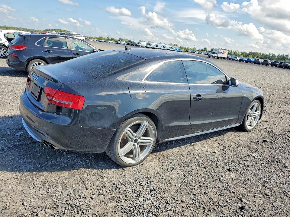 Photo 3 from auction – 2010 AUDI S5 with VIN WAUGVBFR4AA024828