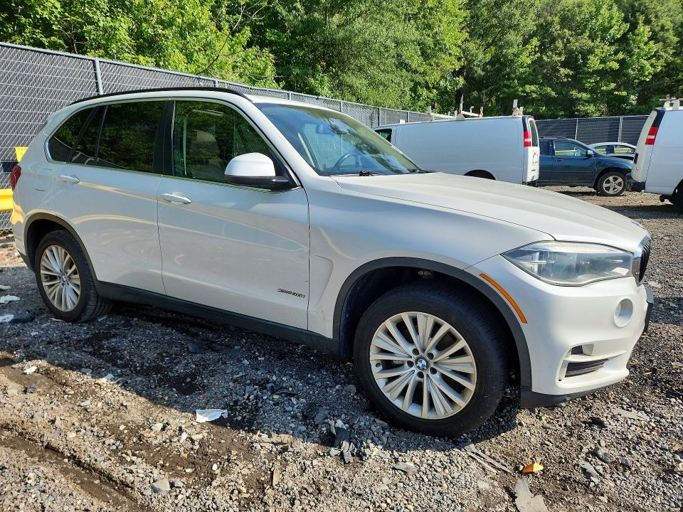 Photo 4 from auction – 2014 BMW X5 with VIN 5UXKR0C53E0H18351