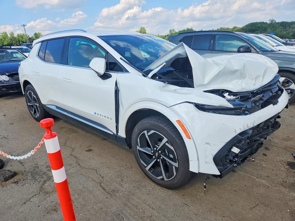 Photo 4 from auction – 2024 CHEVROLET EQUINOX with VIN 3GN7DLRP9RS266750