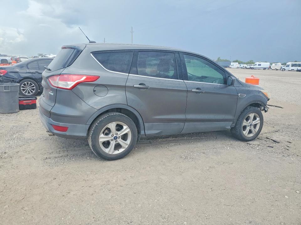 Photo 3 from auction – 2016 FORD ESCAPE with VIN 1FMCU0GX3GUC62341