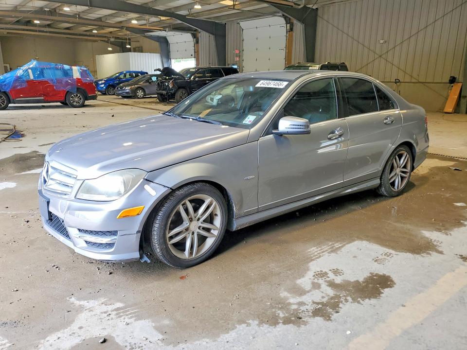 MERCEDES-BENZ C 2012 with VIN WDDGF4HB3CA631937 - Photo from auction