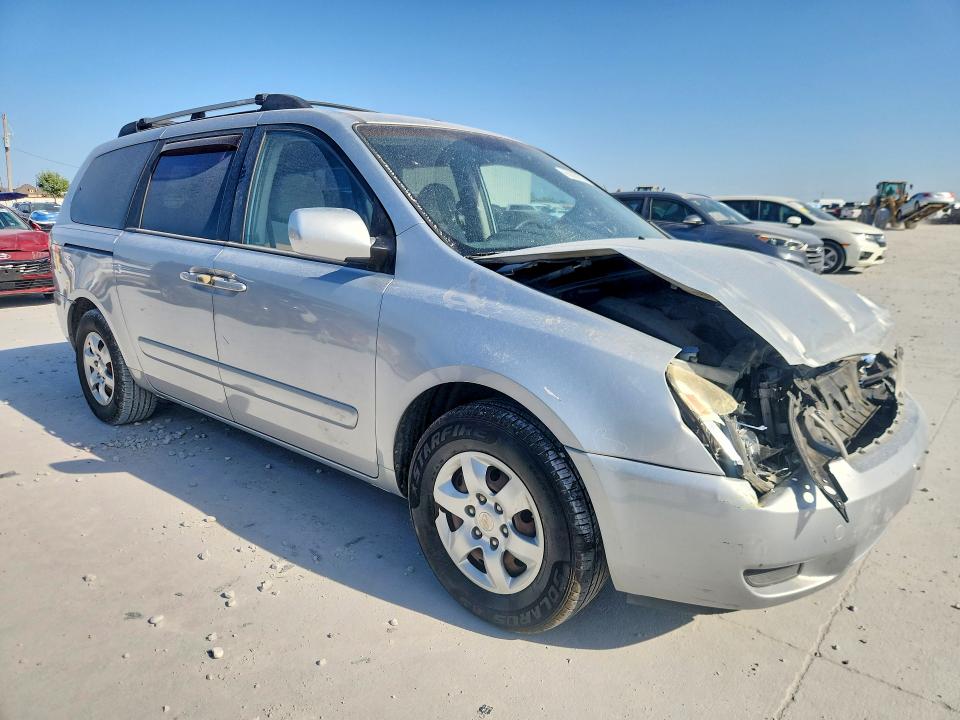 Photo 4 from auction – 2007 KIA SEDONA with VIN KNDMB233076172954