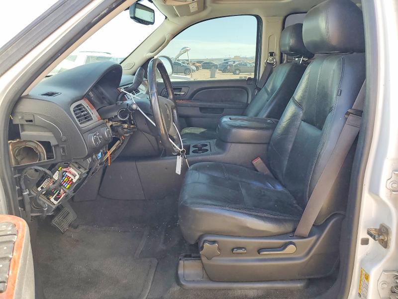 Photo 7 from auction – 2013 CHEVROLET TAHOE with VIN 1GNSKBE02DR297692