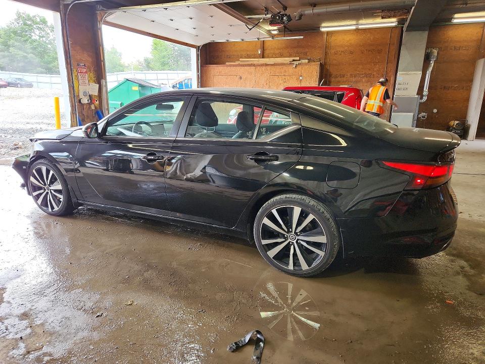 Photo 2 from auction – 2022 NISSAN ALTIMA with VIN 1N4BL4CV1NN406352