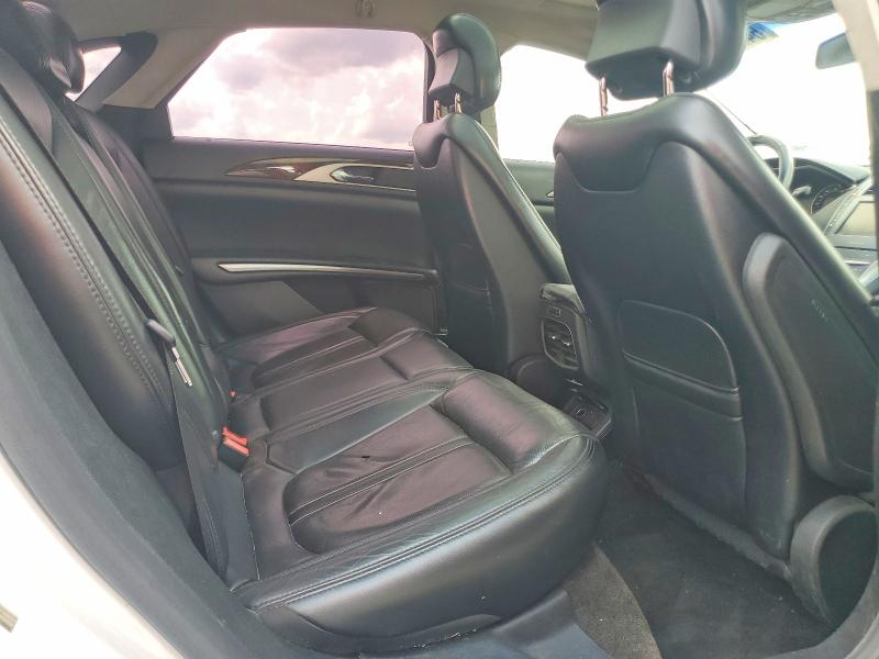 Photo 10 from auction – 2015 LINCOLN MKZ with VIN 3LN6L2J94FR617707