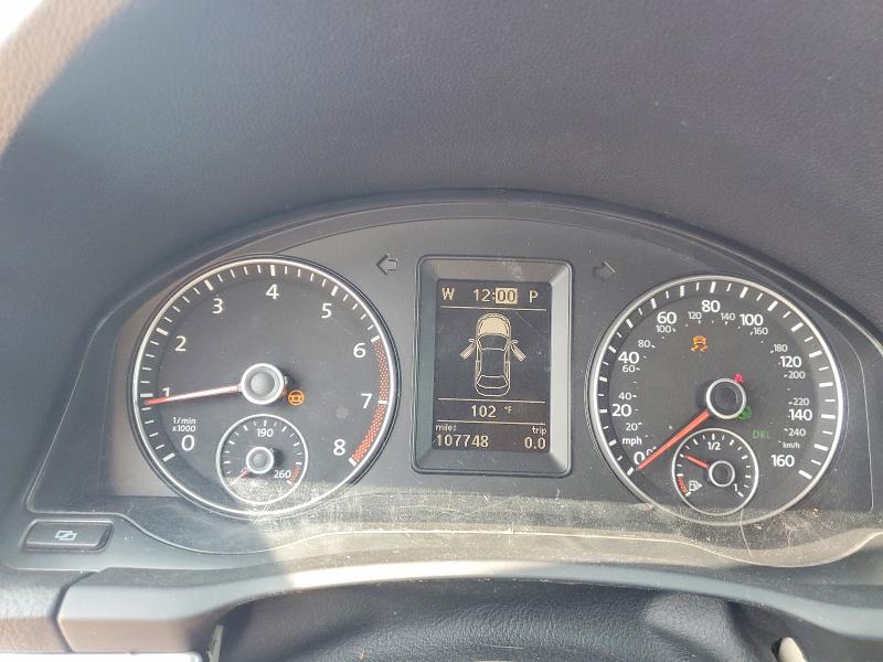 Photo 9 from auction – 2012 VOLKSWAGEN EOS with VIN WVWBW7AH2CV012968