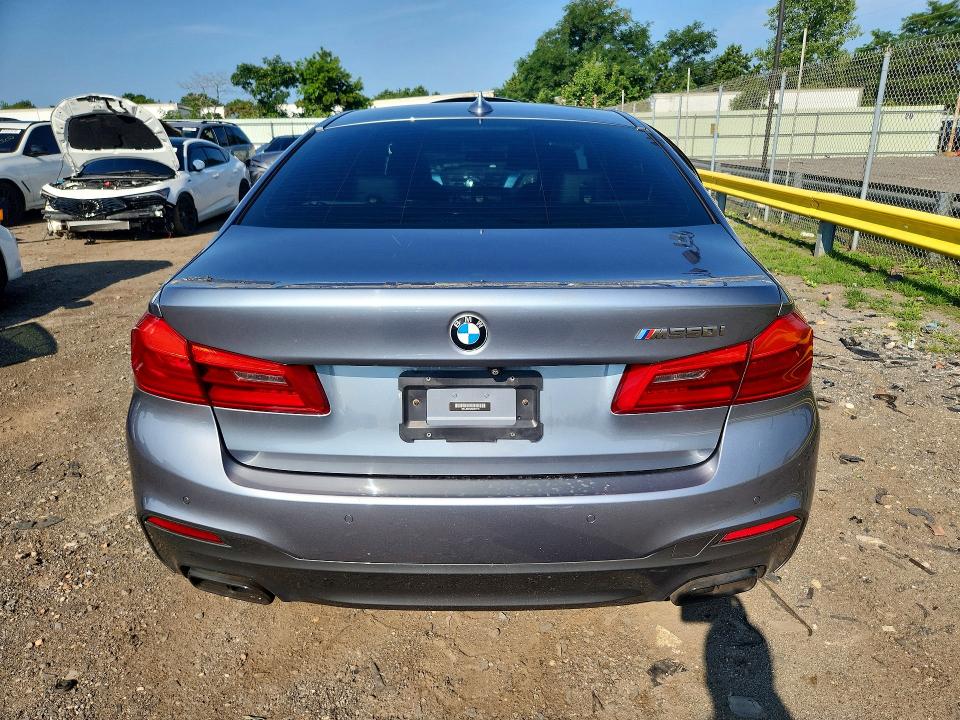 Photo 6 from auction – 2019 BMW M550XI with VIN WBAJB9C52KB287713