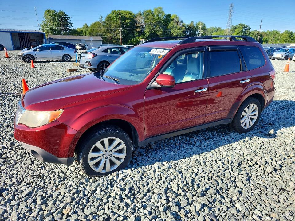 SUBARU FORESTER 2012 with VIN JF2SHBDC8CH446938 - Photo from auction
