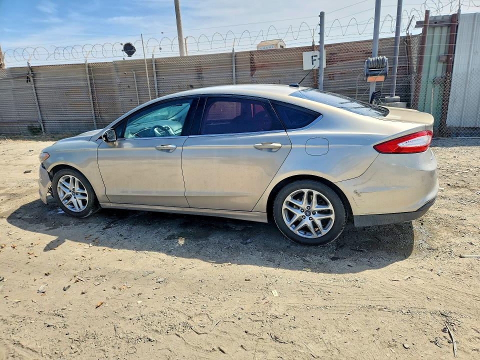 Photo 2 from auction – 2015 FORD FUSION with VIN 3FA6P0H73FR171363