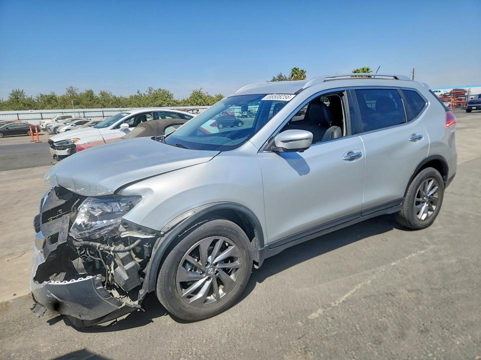 NISSAN ROGUE 2016 with VIN JN8AT2MV5GW132230 - Photo from auction