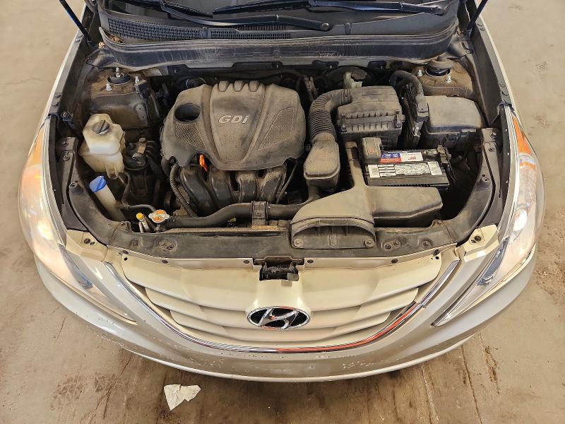 Photo 11 from auction – 2011 HYUNDAI SONATA with VIN 5NPEB4AC0BH217246