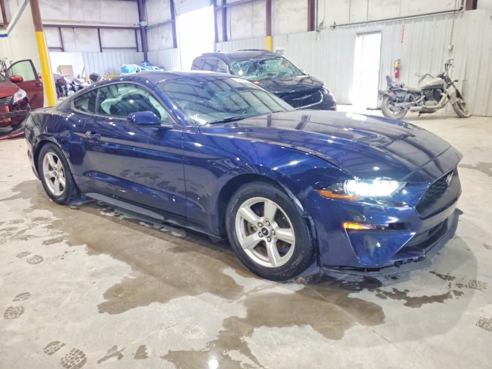 Photo 4 from auction – 2018 FORD MUSTANG with VIN 1FA6P8TH8J5120306