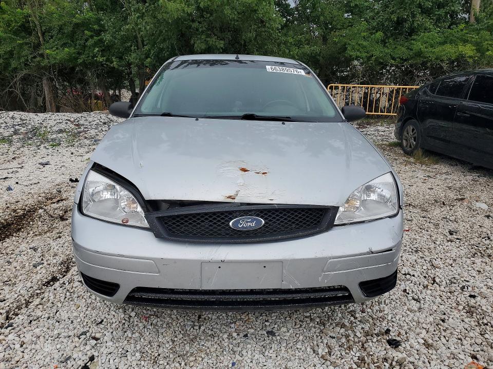 Photo 5 from auction – 2005 FORD FOCUS with VIN 1FAFP34N25W244885