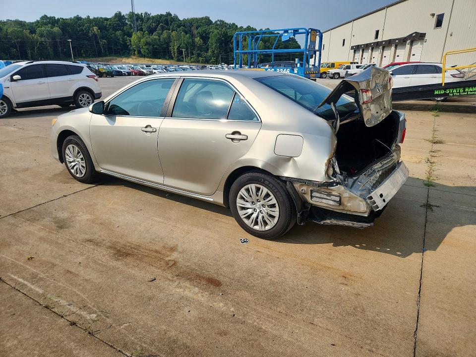 Photo 2 from auction – 2014 TOYOTA CAMRY with VIN 4T1BF1FK6EU364456