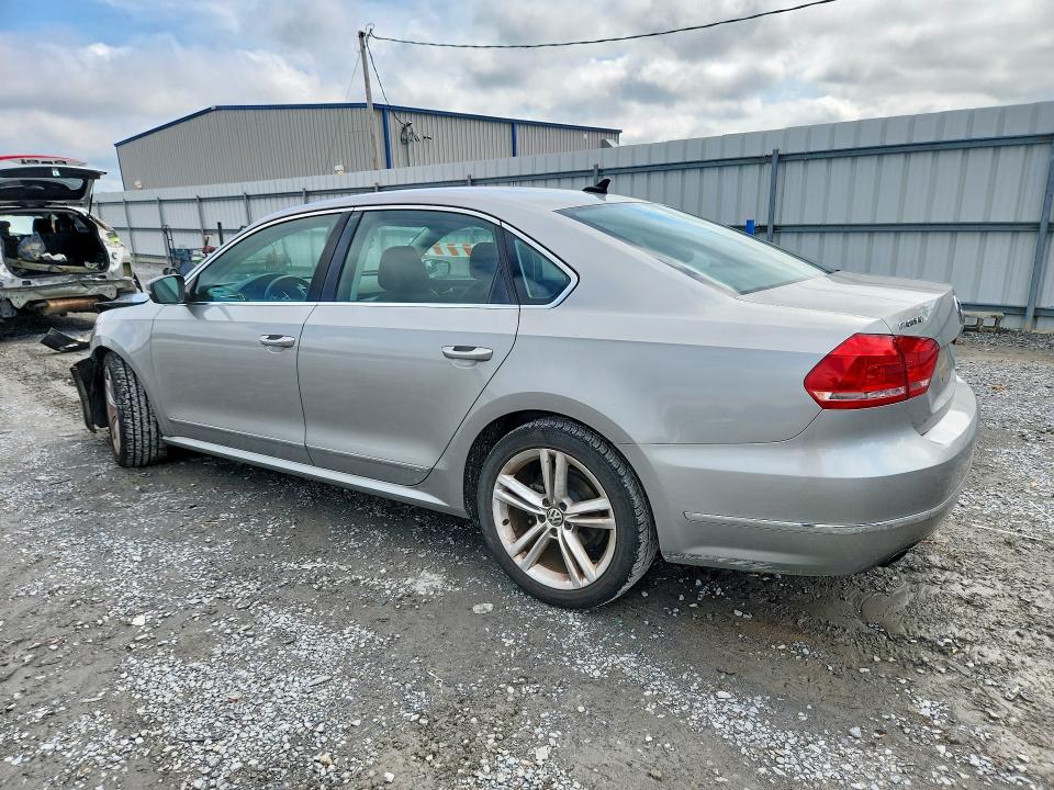 Photo 2 from auction – 2014 VOLKSWAGEN PASSAT with VIN 1VWCT7A34EC011351